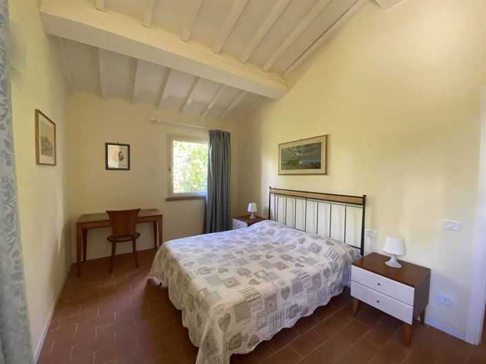 Image No.10-7 Bed Villa for sale