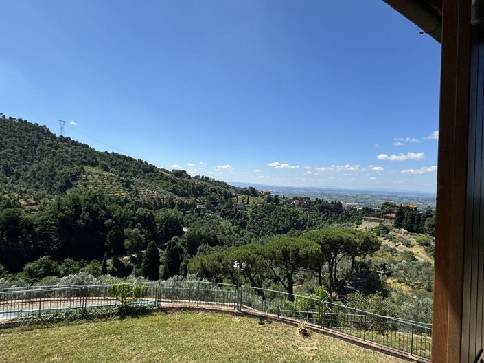 Image No.18-6 Bed Villa for sale