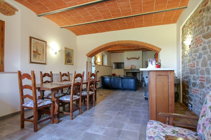 Image No.8-6 Bed Villa for sale