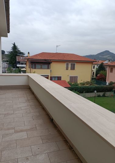 Image No.5-4 Bed Property for sale