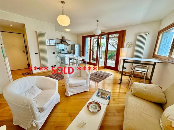 Image No.1-2 Bed Apartment for sale