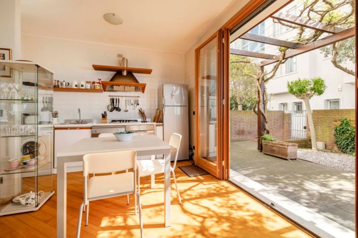 Image No.11-2 Bed Apartment for sale