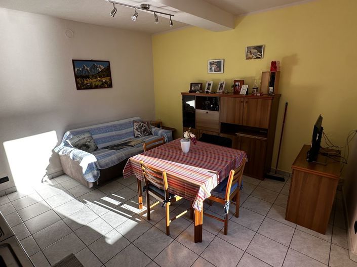 Image No.2-1 Bed House for sale