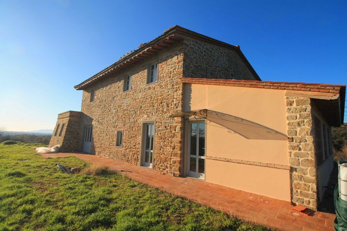 Image No.1-5 Bed Villa for sale