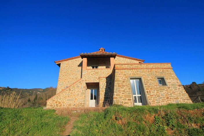 Image No.2-5 Bed Villa for sale