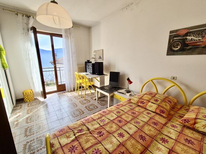 Image No.9-3 Bed Semi-Detached for sale