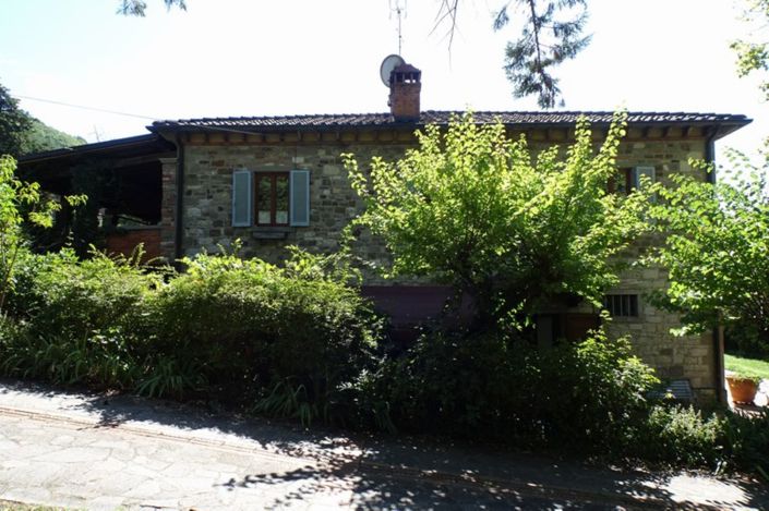 Image No.18-9 Bed Property for sale