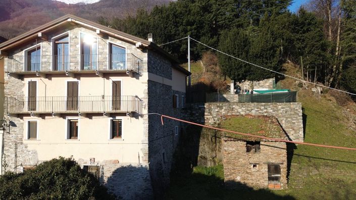 Image No.1-2 Bed House for sale