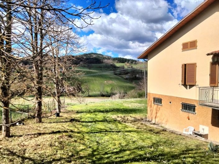 Image No.3-3 Bed Property for sale