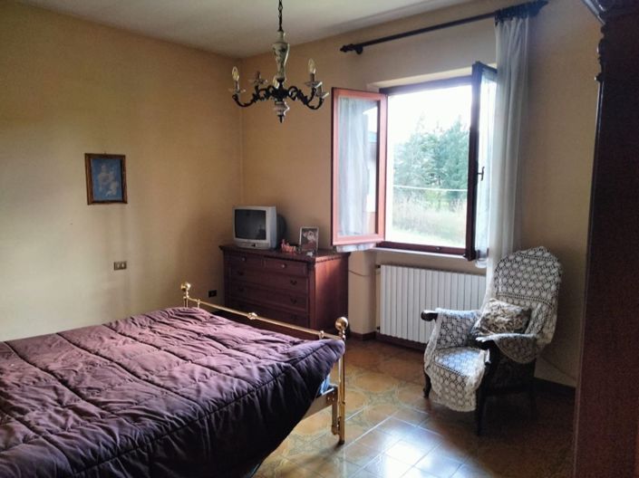 Image No.8-3 Bed Property for sale