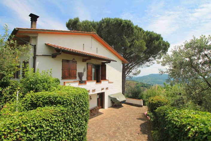 Image No.1-4 Bed Property for sale