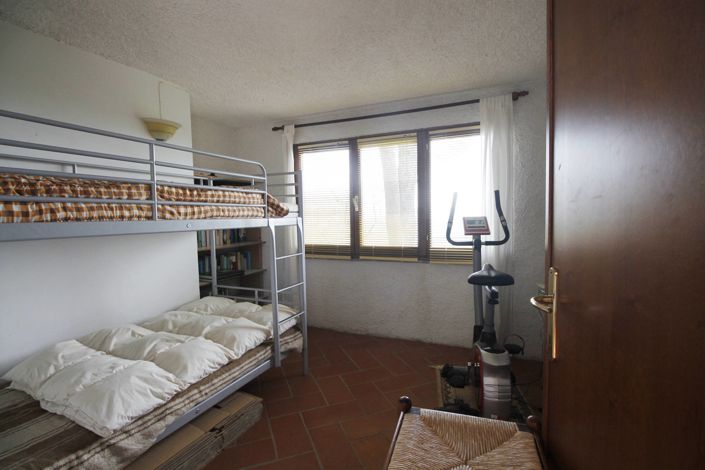 Image No.13-4 Bed Property for sale