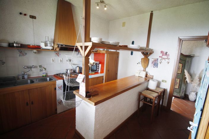 Image No.9-4 Bed Property for sale