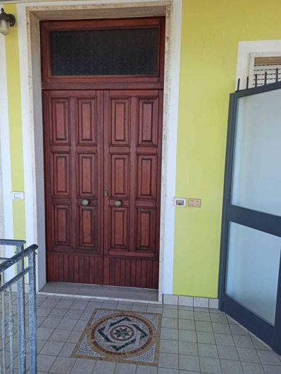 Image No.12-3 Bed Apartment for sale