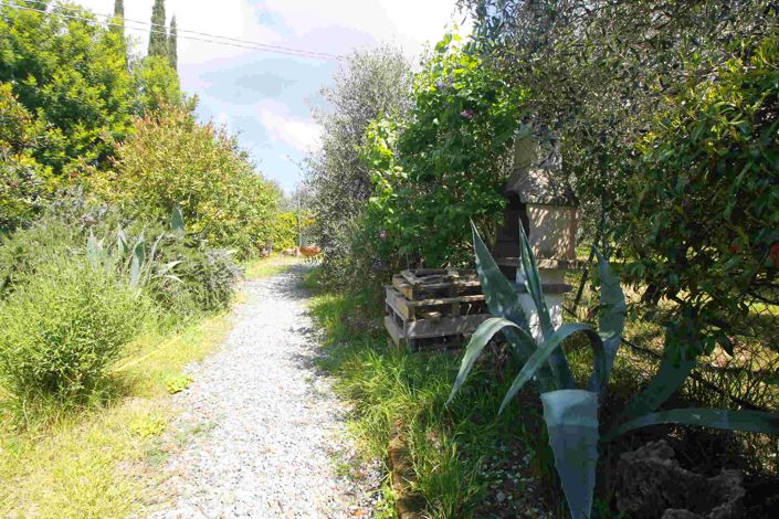 Image No.17-2 Bed House for sale