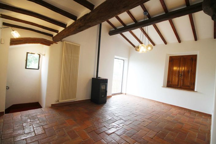 Image No.10-3 Bed House for sale