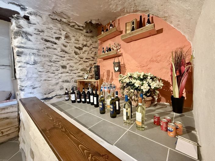 Image No.16-4 Bed House for sale