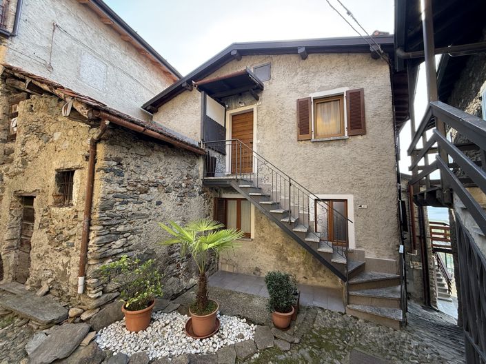 Image No.19-4 Bed House for sale