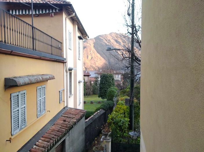 Image No.18-5 Bed Property for sale