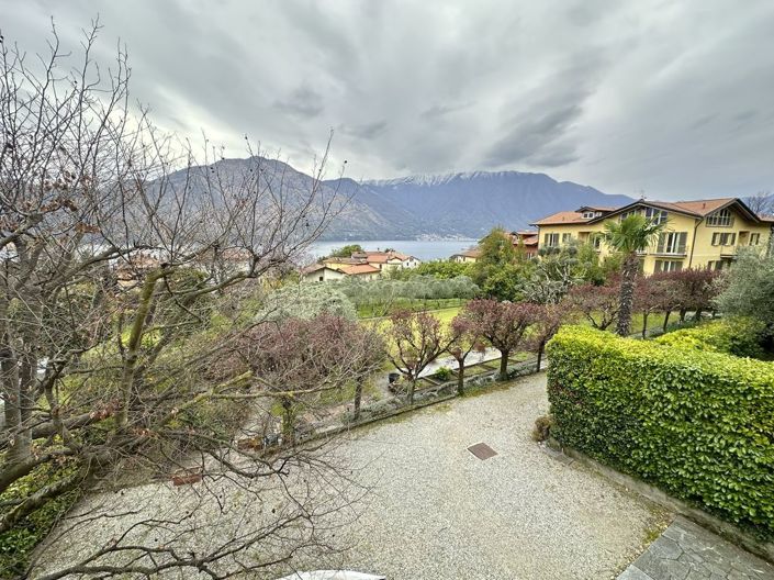 Image No.3-5 Bed Property for sale