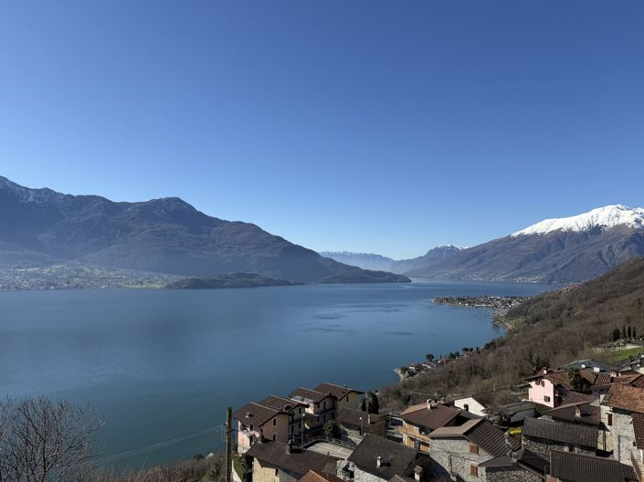 Image No.19-6 Bed Property for sale