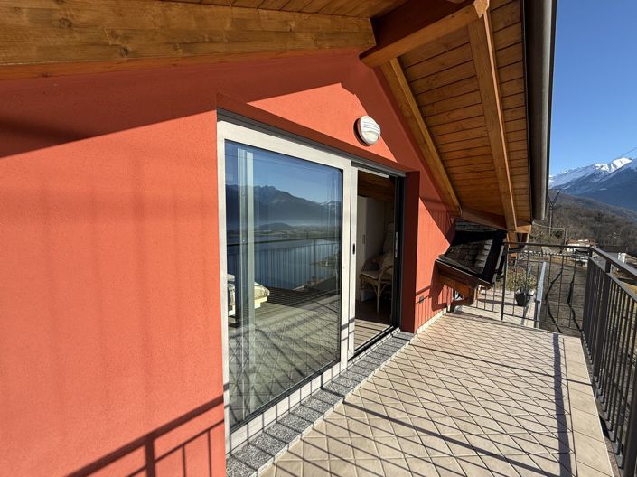 Image No.13-2 Bed Semi-Detached for sale