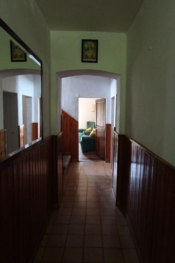 Image No.11-5 Bed Property for sale