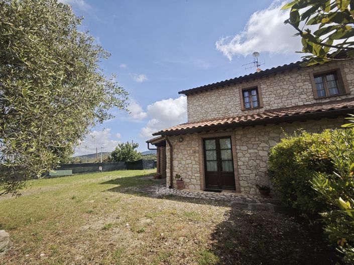 Image No.11-3 Bed Semi-Detached for sale