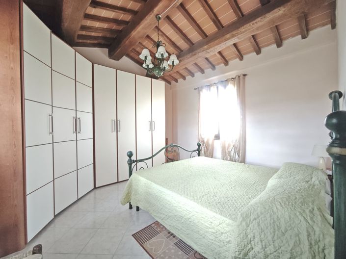 Image No.8-3 Bed Semi-Detached for sale