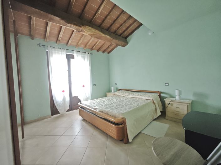 Image No.9-3 Bed Semi-Detached for sale