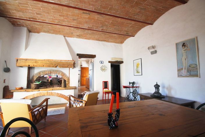 Image No.6-6 Bed Semi-Detached for sale