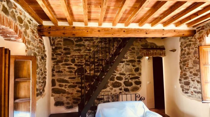 Image No.4-2 Bed House for sale