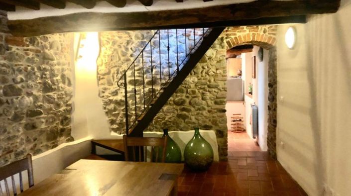 Image No.5-2 Bed House for sale