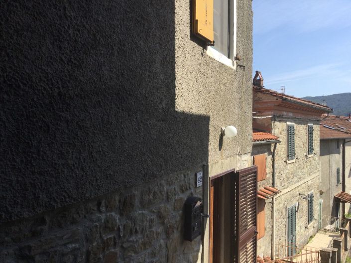 Image No.2-4 Bed House for sale