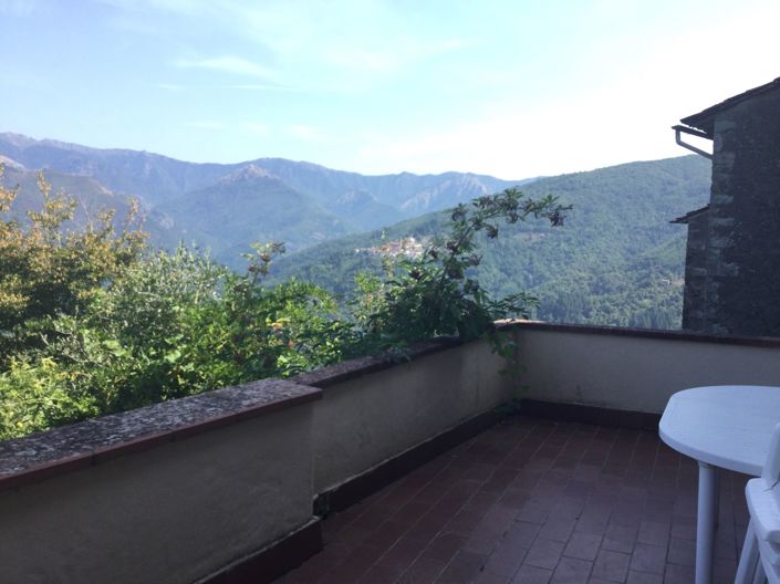 Image No.3-4 Bed House for sale