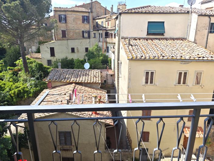 Image No.11-2 Bed House for sale