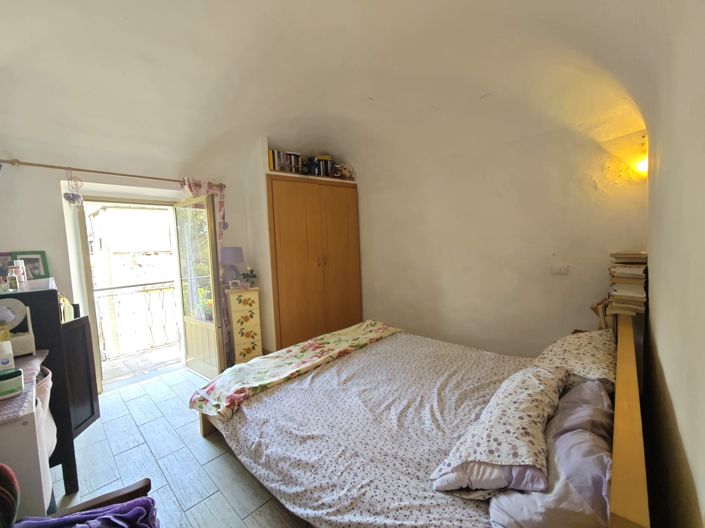 Image No.7-2 Bed House for sale