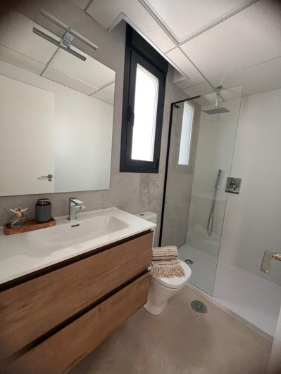 Image No.10-3 Bed Villa for sale