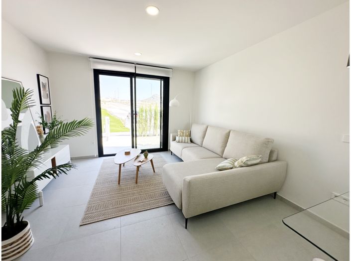 Image No.11-2 Bed Townhouse for sale