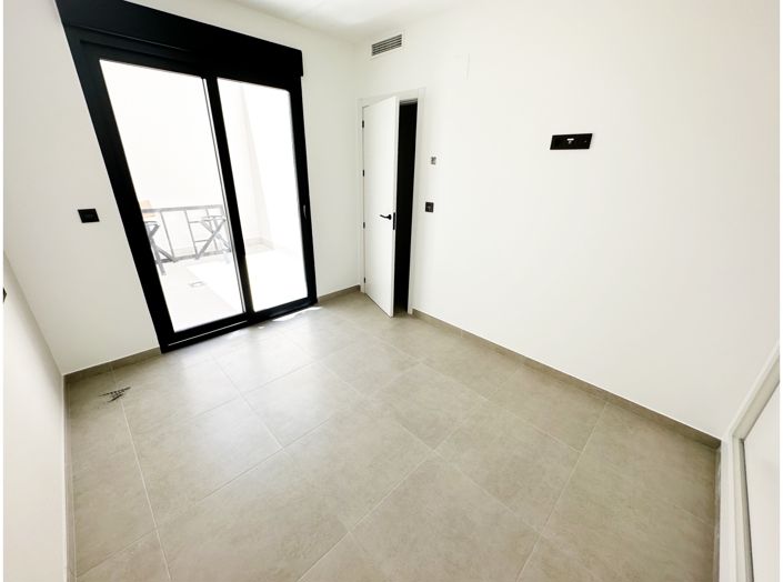 Image No.14-3 Bed Villa for sale