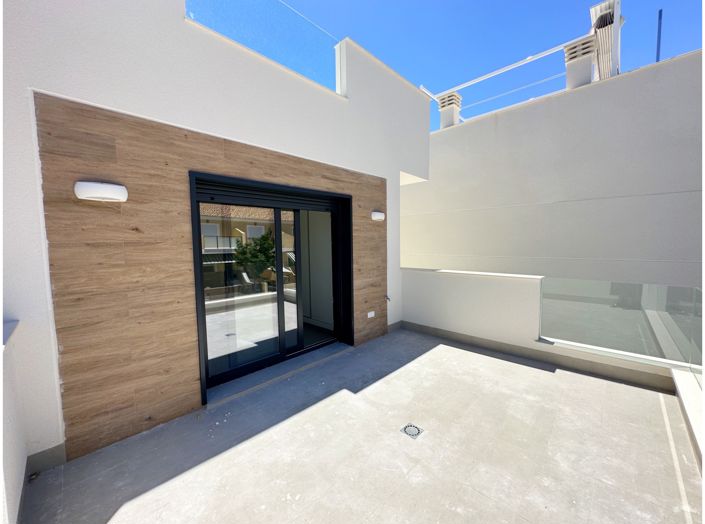 Image No.5-3 Bed Villa for sale