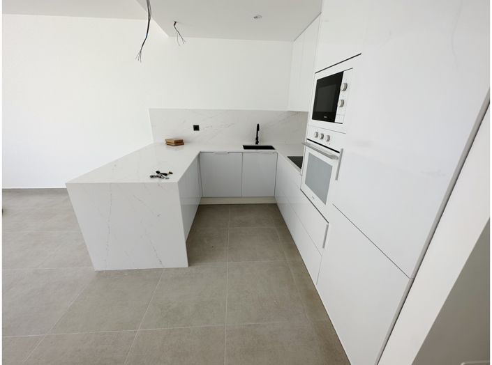 Image No.8-3 Bed Villa for sale