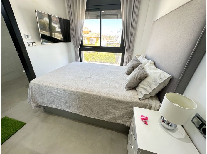 Image No.55-5 Bed Villa for sale