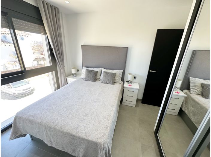 Image No.56-5 Bed Villa for sale