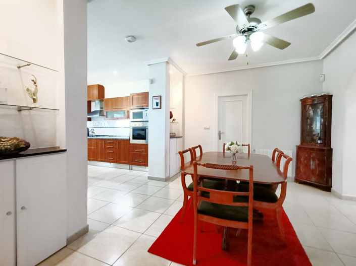 Image No.7-6 Bed Villa for sale