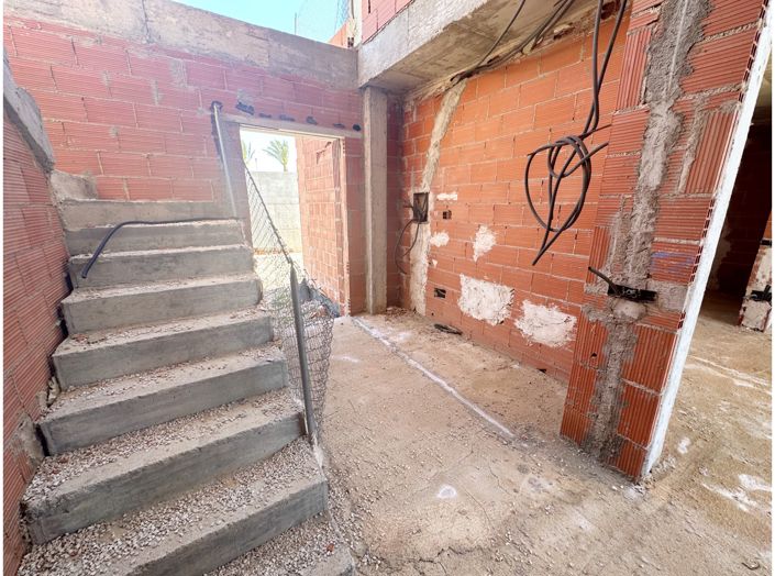 Image No.11-4 Bed Villa for sale