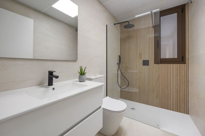 Image No.22-2 Bed Apartment for sale