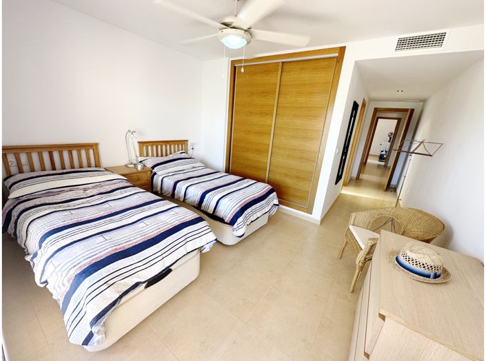 Image No.23-3 Bed Apartment for sale