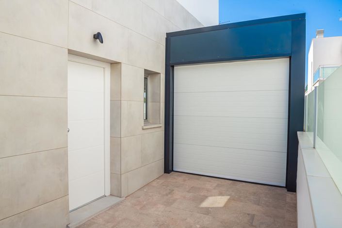 Image No.49-3 Bed Villa for sale