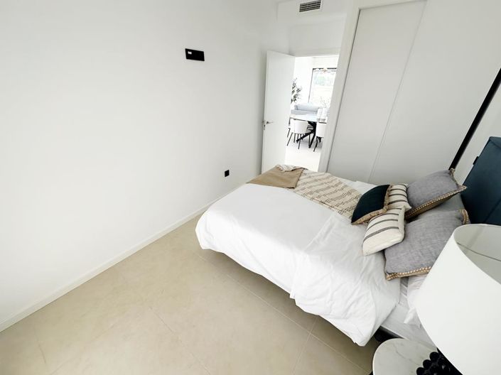 Image No.16-4 Bed Villa for sale